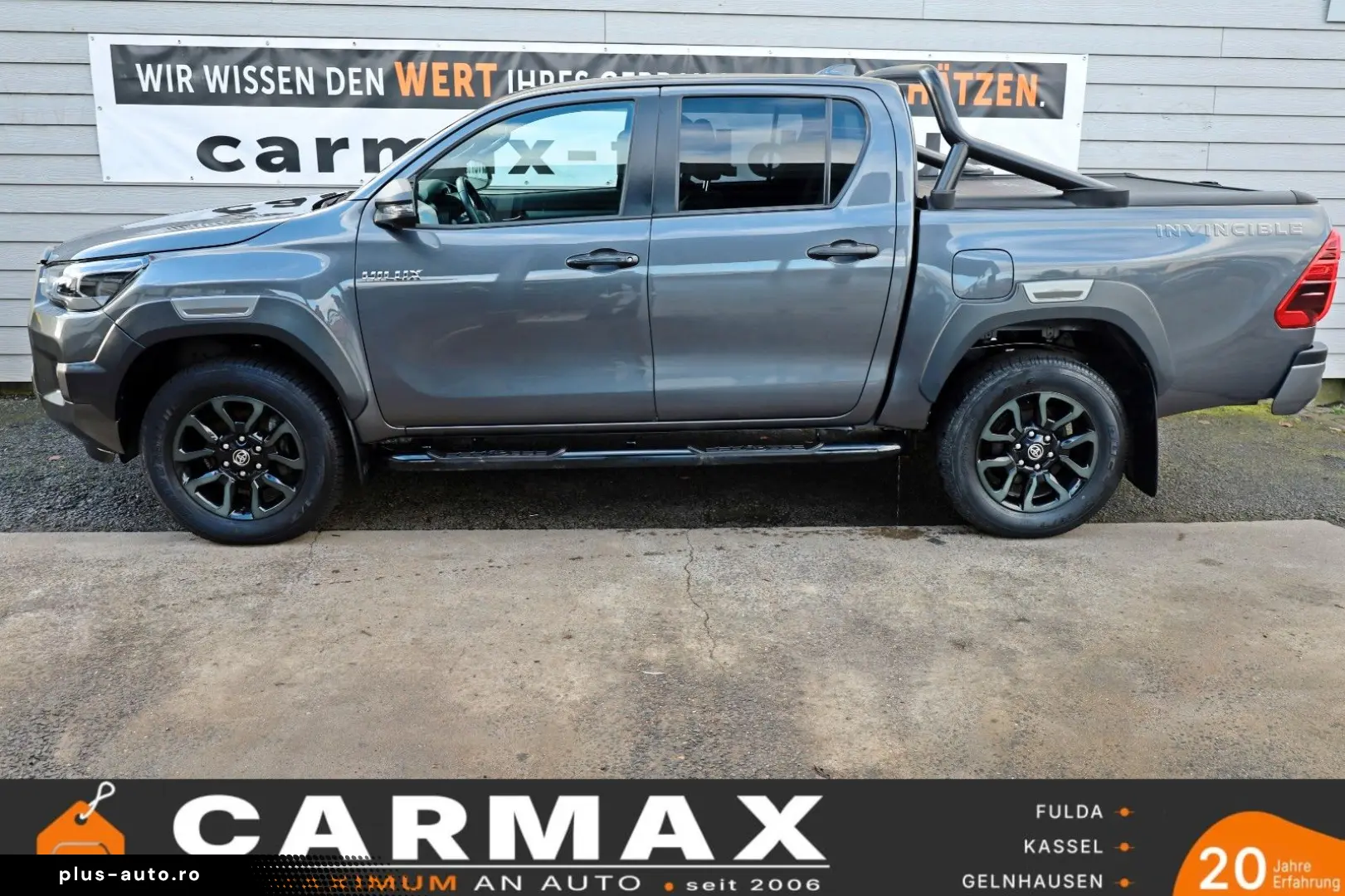 TOYOTA Hilux 2.8 D-4D Invincible Leder ACC Rollo AHK