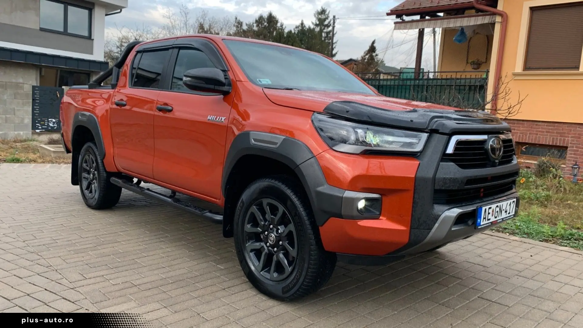 TOYOTA Hilux2.8 D-4D 4X4 DOUBLE INVINCIBLE NET  47990