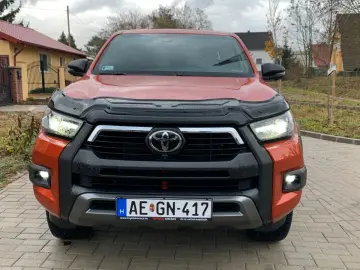 TOYOTA Hilux2.8 D-4D 4X4 DOUBLE INVINCIBLE NET  47990