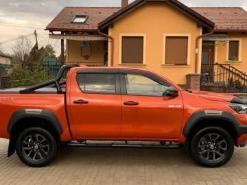 TOYOTA Hilux2.8 D-4D 4X4 DOUBLE INVINCIBLE NET  47990