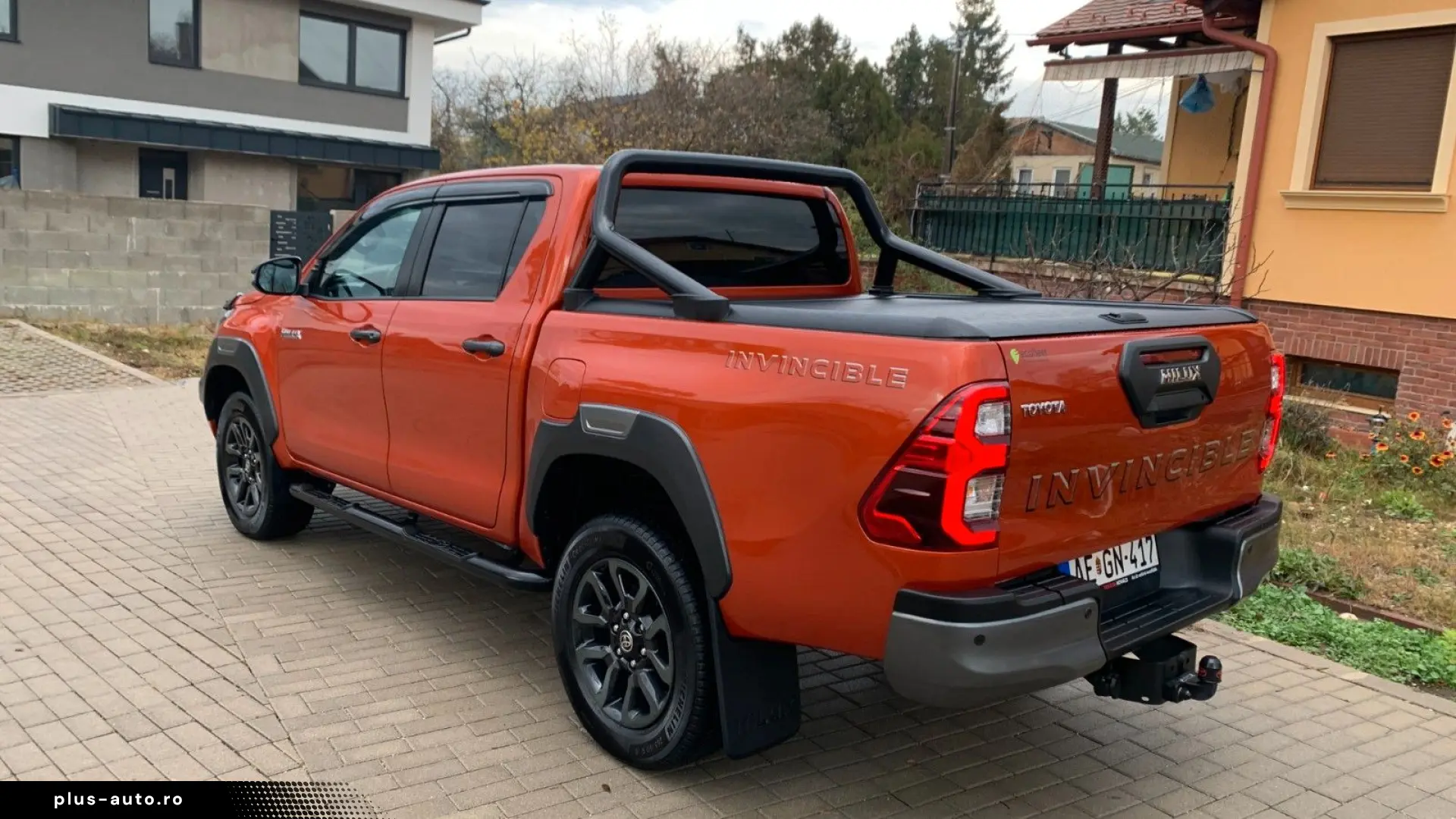 TOYOTA Hilux2.8 D-4D 4X4 DOUBLE INVINCIBLE NET  47990