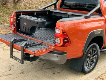 TOYOTA Hilux2.8 D-4D 4X4 DOUBLE INVINCIBLE NET  47990