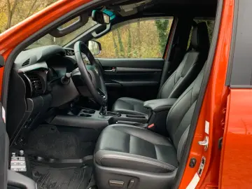 TOYOTA Hilux2.8 D-4D 4X4 DOUBLE INVINCIBLE NET  47990