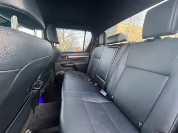 TOYOTA Hilux Double Cab Invincible 4x4 RFK AHK