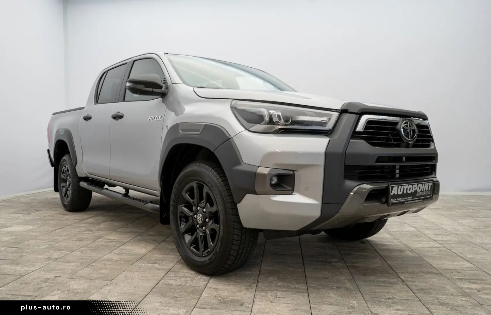 TOYOTA Hilux 2.8 D4-D Invincible MY2025 Mild HYBRID AHK