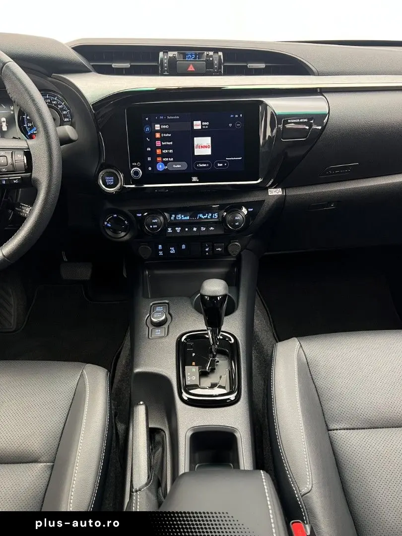 TOYOTA Hilux 2.8 D4-D Invincible MY2025 Mild HYBRID AHK