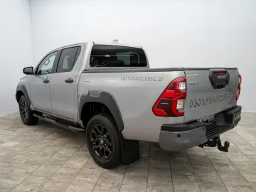 TOYOTA Hilux 2.8 D4-D Invincible MY2025 Mild HYBRID AHK