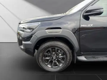 TOYOTA Hilux DOUBLE CAB INVINCIBLE 4x4  INVINCIBLE