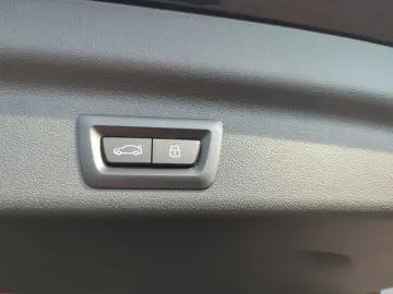 BMW X1 23d xDrive M Sport AHK ACC SHZ adapt.LED