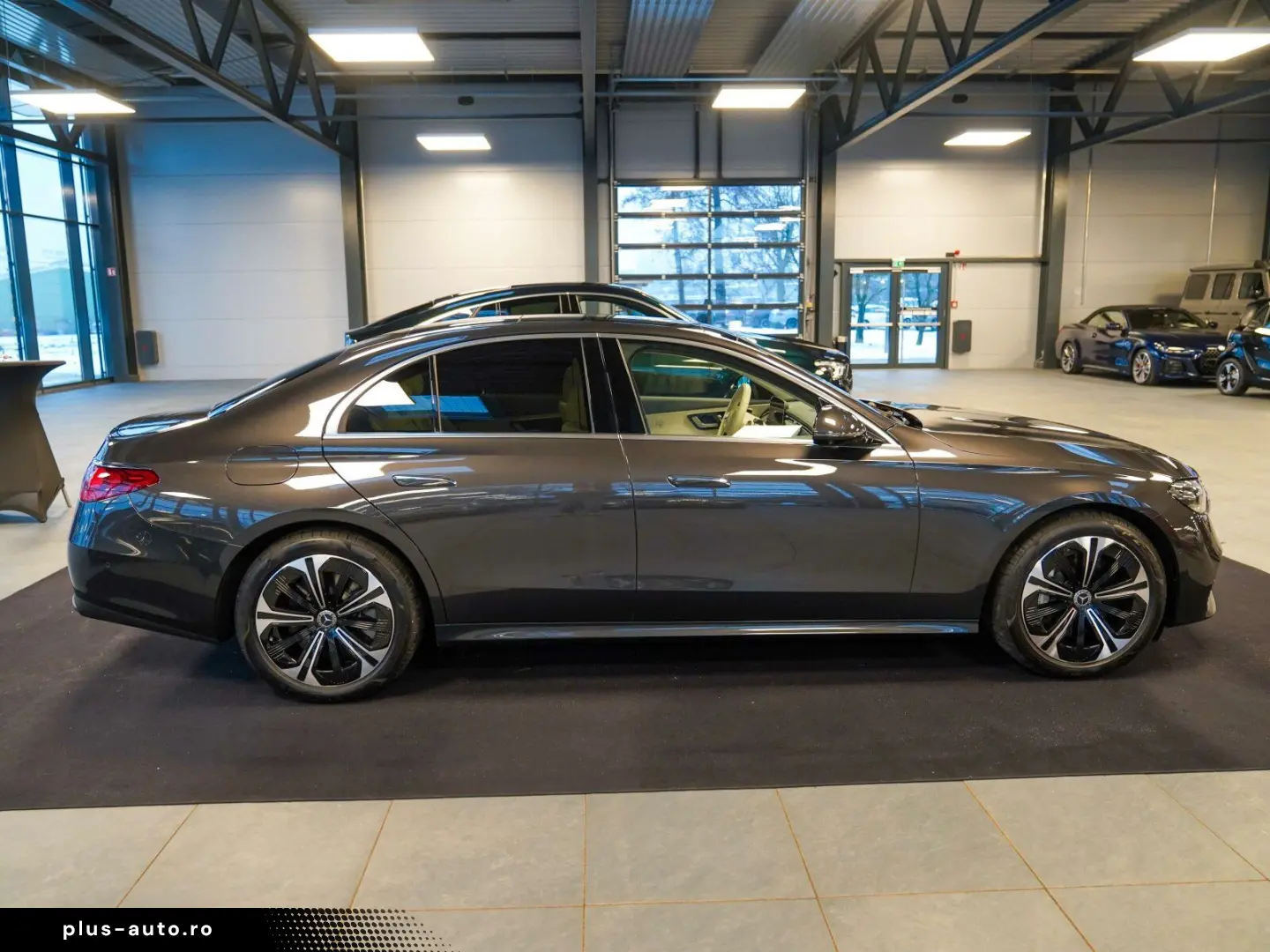 MERCEDES-BENZ E 300 e