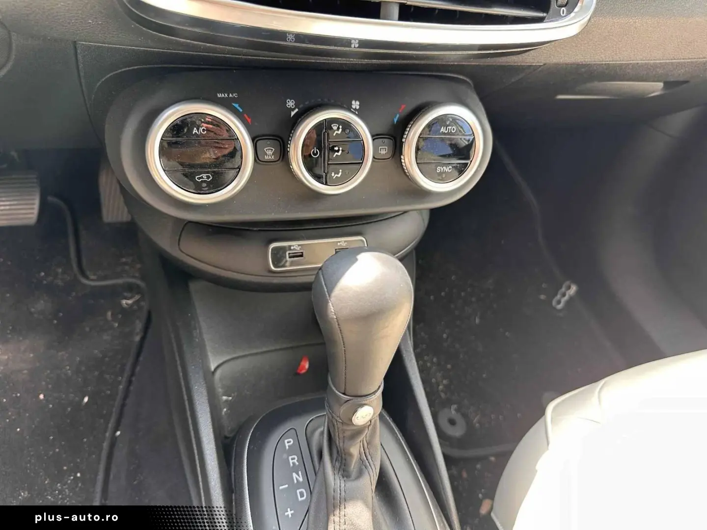 FIAT 500X Dolcevita AUTOMATIK FALTDACH LEDER KAMERA