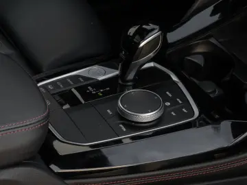 BMW X4 xDrive20d (ab 2021)