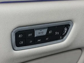 BMW X7 M50D  400PS  FULL INDIVIDUAL BUYBACK