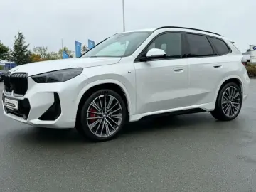 BMW X1 xDrive23i M Sportpaket ACC AHK MEMORY H K LED