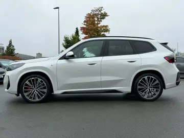 BMW X1 xDrive23i M Sportpaket ACC AHK MEMORY H K LED