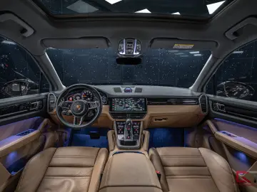 PORSCHE Cayenne E-Hybrid