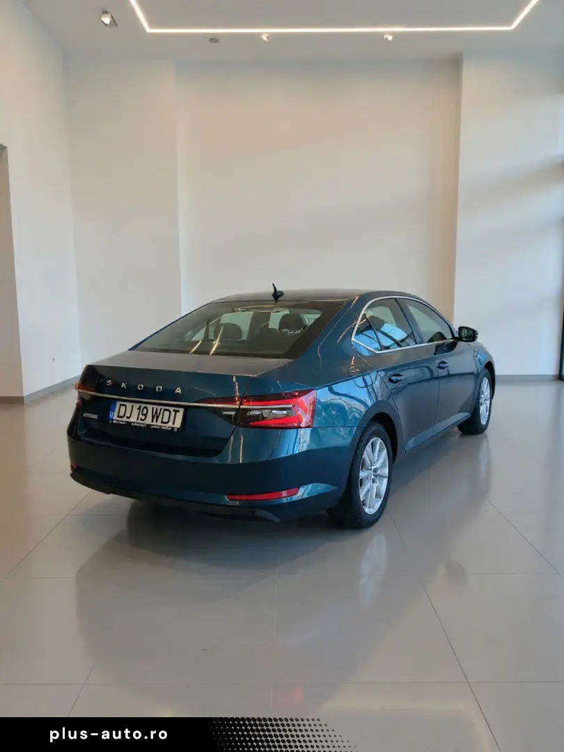 SKODA SUPERB 2.0 TDI 150 CP DSG