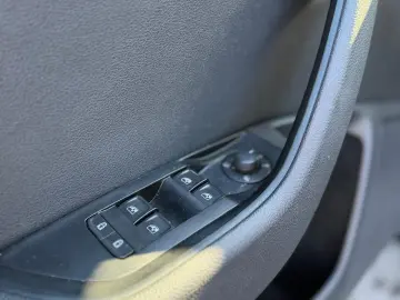 SKODA SUPERB 2.0 TDI 150 CP DSG