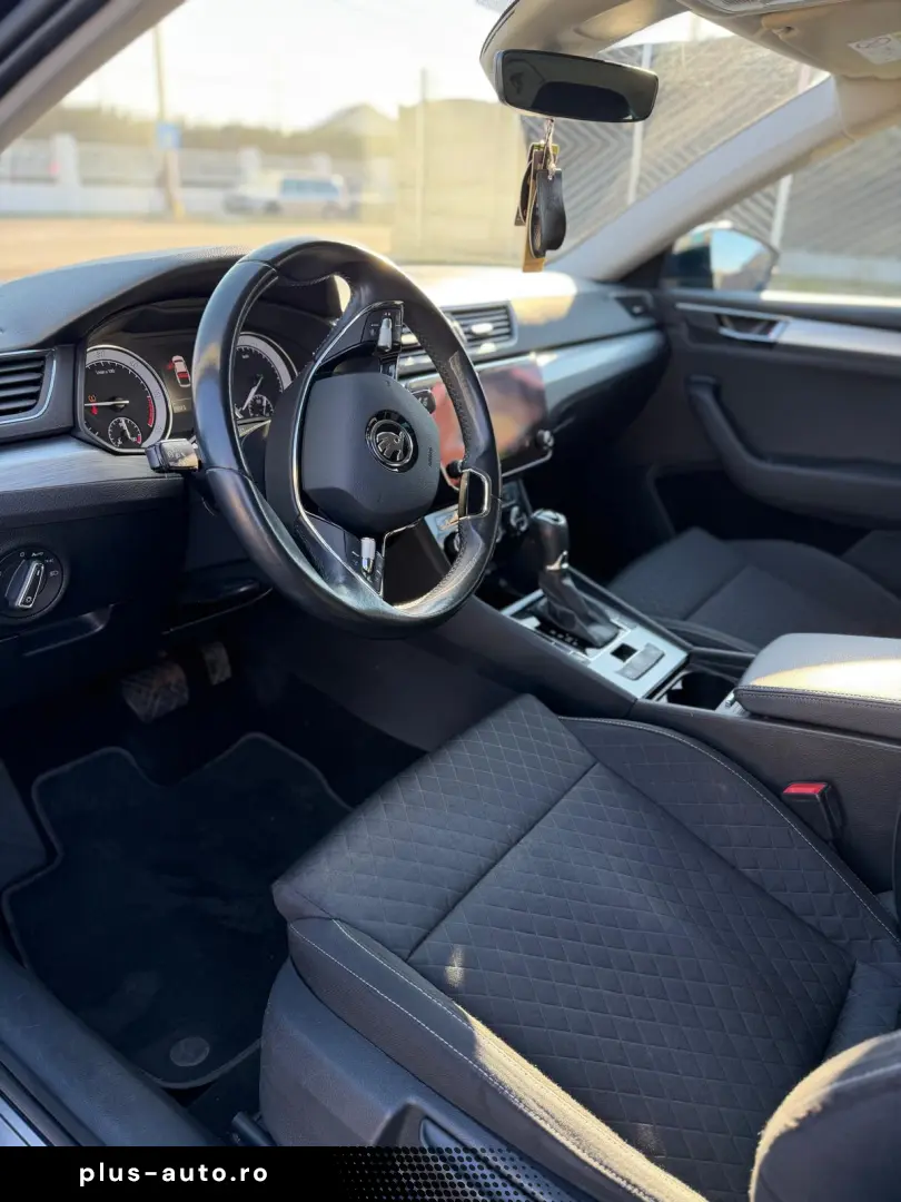 SKODA SUPERB 2.0 TDI 150 CP DSG