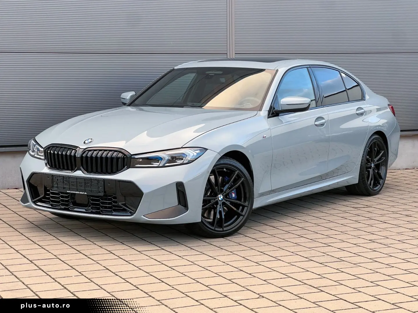 BMW 320d xDrive M Sport Glasdach DrivAsistPro Keyles