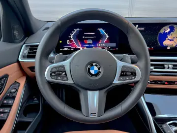 BMW 320d xDrive M Sport Glasdach DrivAsistPro Keyles