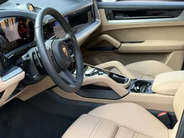 PORSCHE Cayenne Coupe Sport Design