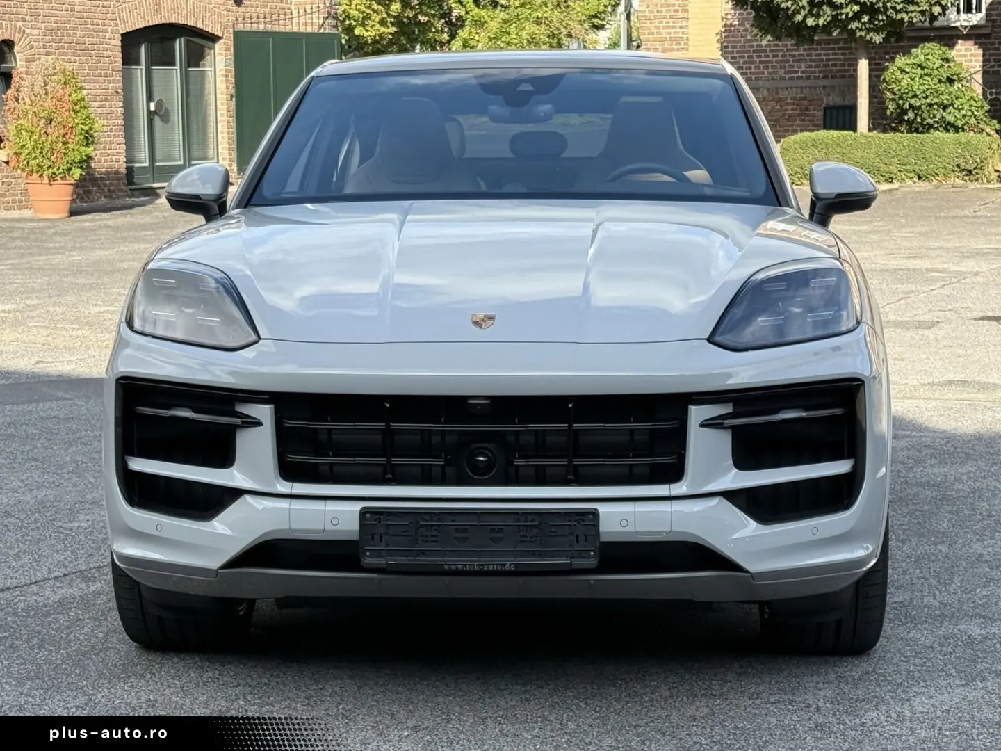 PORSCHE Cayenne Coupe Sport Design