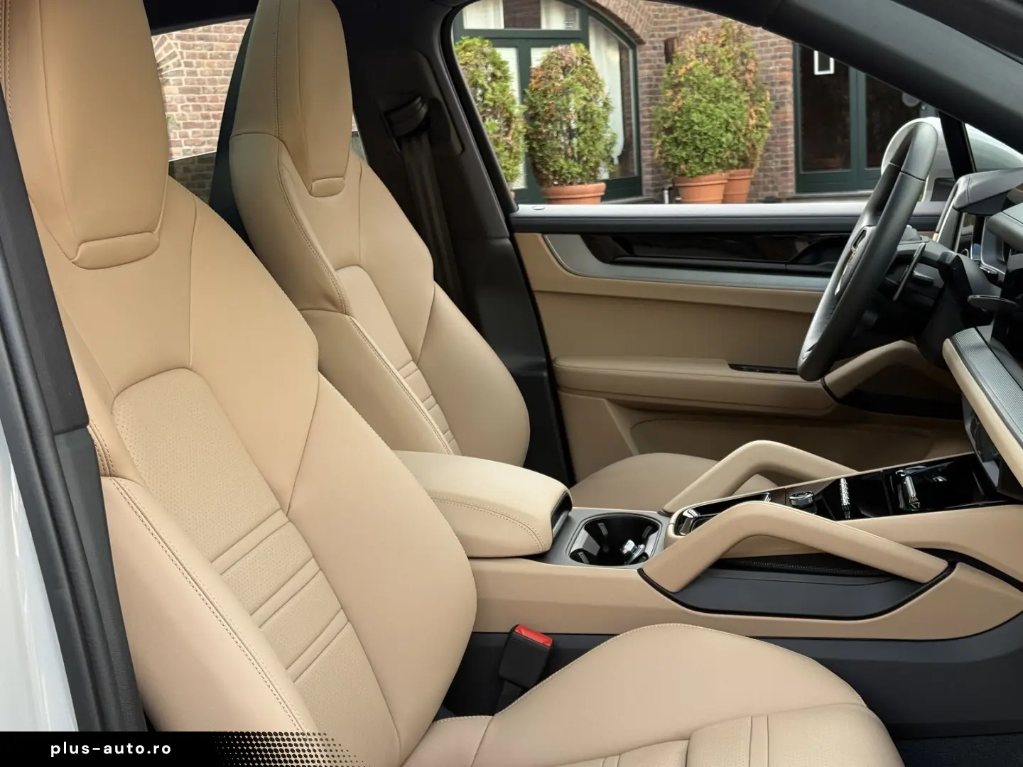 PORSCHE Cayenne Coupe Sport Design