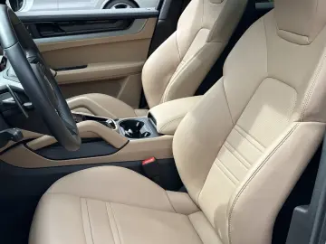 PORSCHE Cayenne Coupe Sport Design