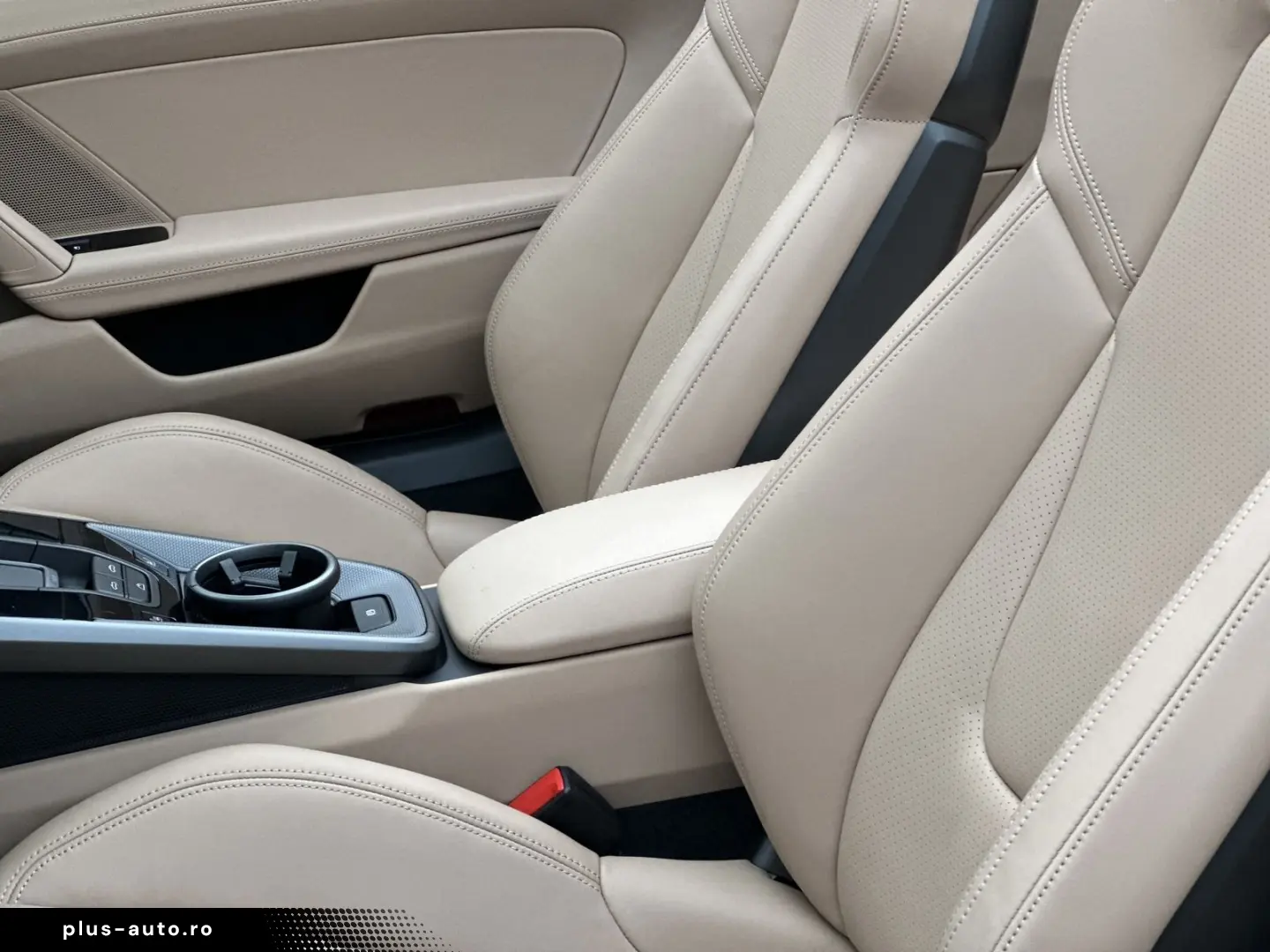 PORSCHE 992 911 Targa 4 Sport Design