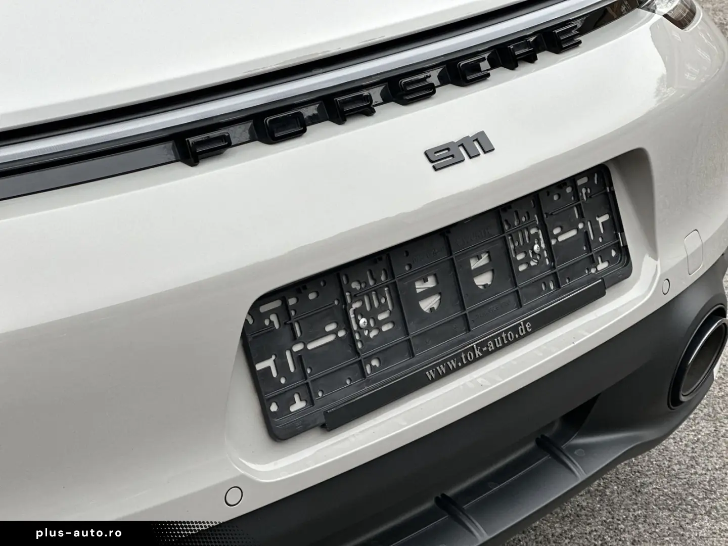 PORSCHE 992 911 Targa 4 Sport Design