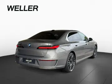 BMW 750e xDrive TV Kristall Aut.Türen B&W Executive