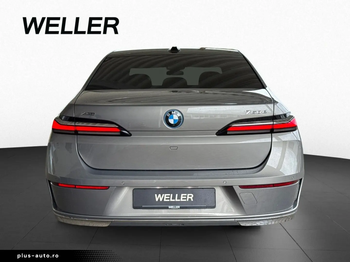 BMW 750e xDrive TV Kristall Aut.Türen B&W Executive