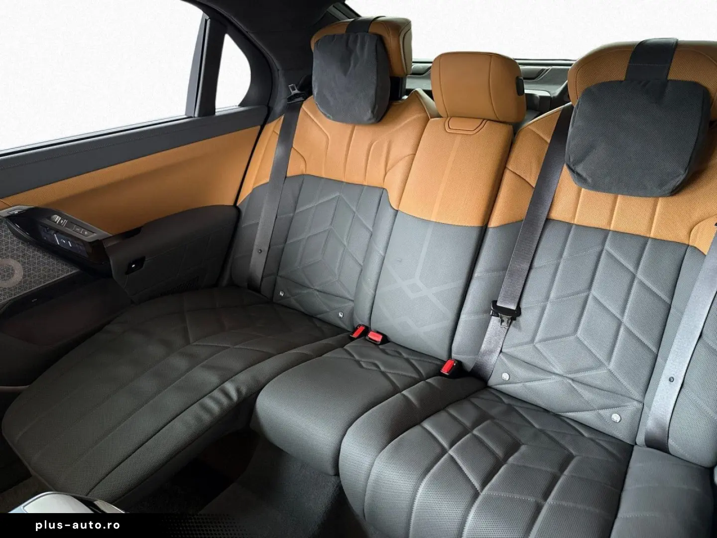 BMW 750e xDrive TV Kristall Aut.Türen B&W Executive