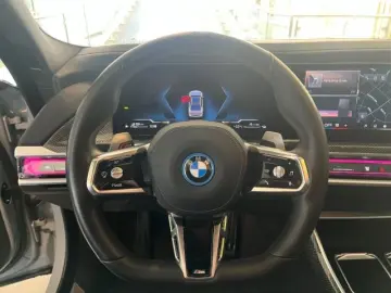 BMW 750 e xDrive M Sport Pro 21'' PanoSky &hellip;