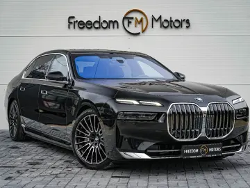 BMW 750 7 750 e xDrive Design Pure Excellence