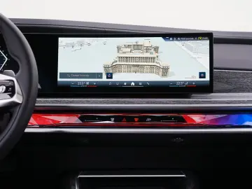 BMW 750 7 750 e xDrive Design Pure Excellence