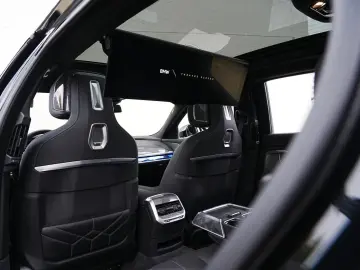 BMW 750 7 750 e xDrive Design Pure Excellence