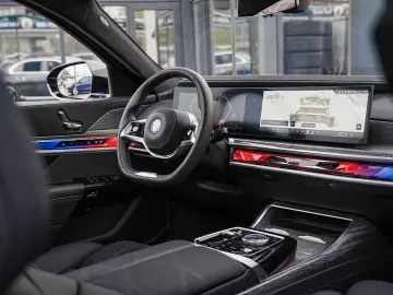 BMW 750 7 750 e xDrive Design Pure Excellence