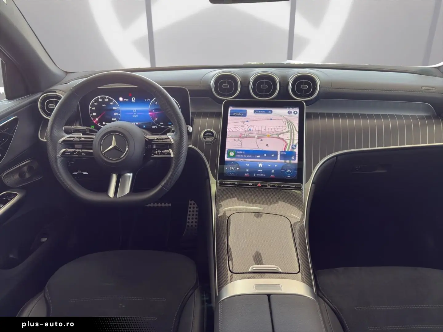 MERCEDES-BENZ GLC 300 d 4M AMG LINE PREMIUM NIGHT AIR 360