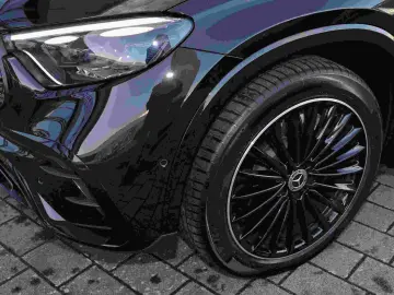 MERCEDES-BENZ GLC 300 d 4M Coupé AMG PANO DISTR