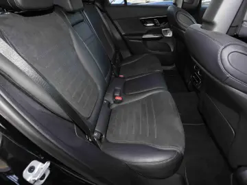 MERCEDES-BENZ GLC 300 d 4M Coupé AMG PANO DISTR