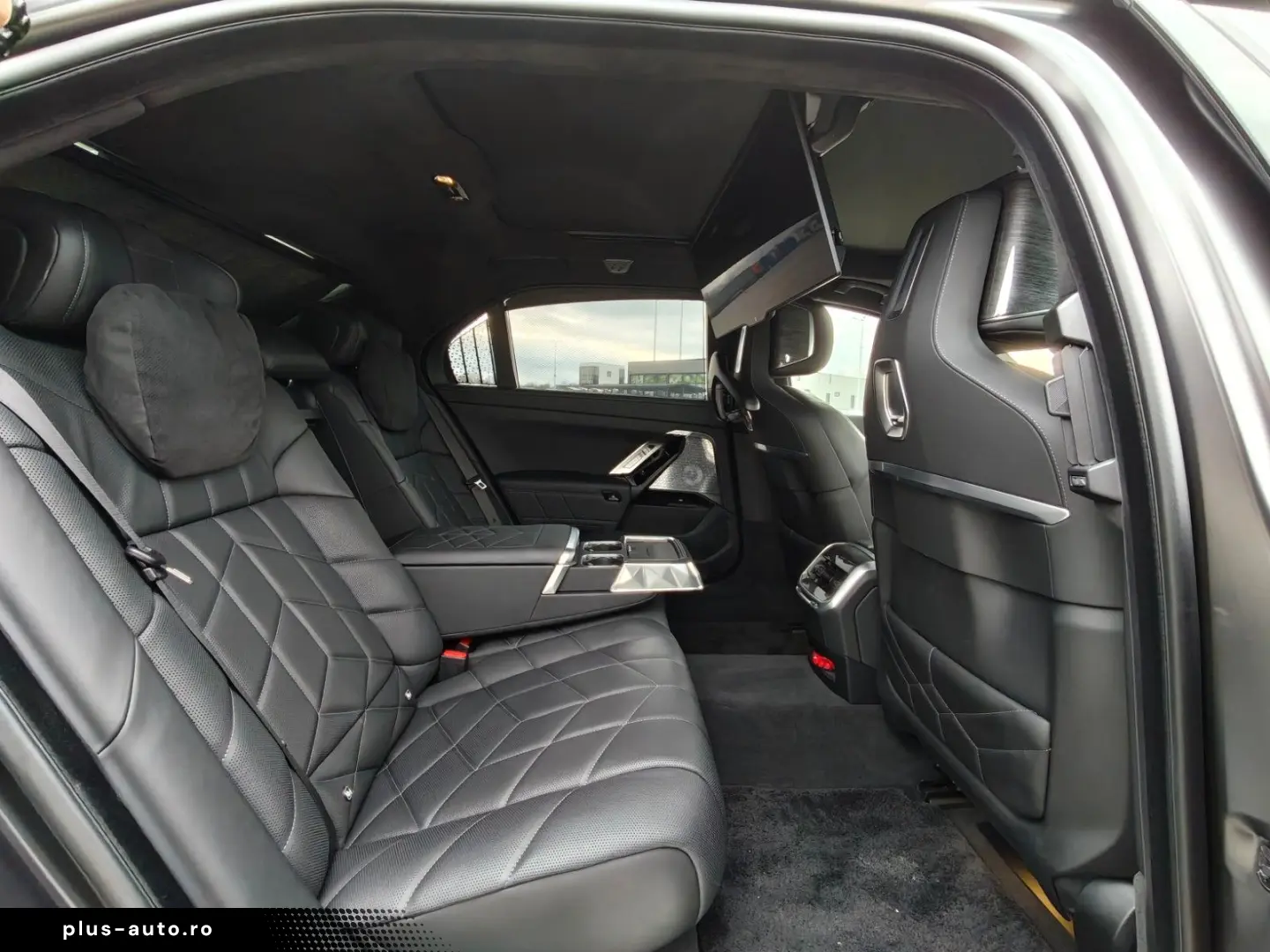 BMW 750e xDrive  Mansory