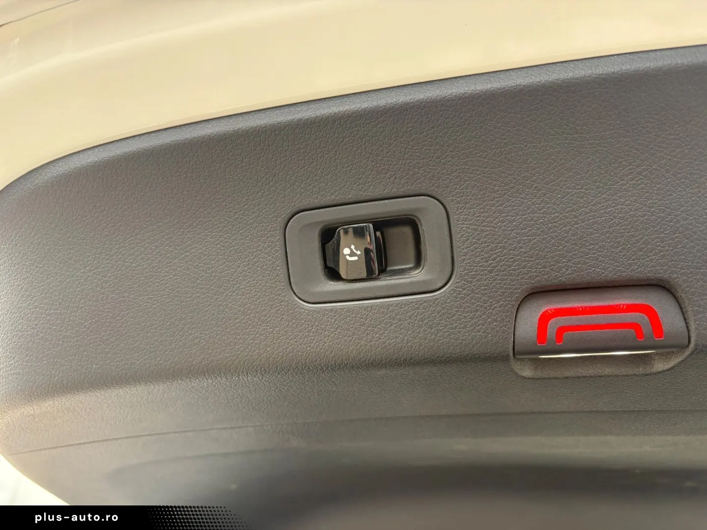 MERCEDES-BENZ GLC 300 d 4M Coupe AMG Line Pano Burm 360