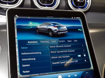 MERCEDES-BENZ GLC 300 d 4M Coupé AMG NIGHT MEMO 360