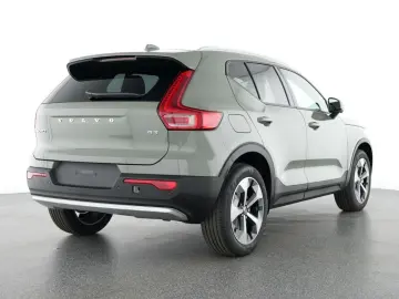 VOLVO XC40 Core 2WD Digitales Cockpit Soundsystem 360