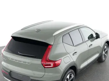 VOLVO XC40 Core 2WD Digitales Cockpit Soundsystem 360