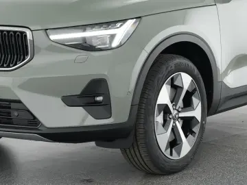 VOLVO XC40 Core 2WD Digitales Cockpit Soundsystem 360