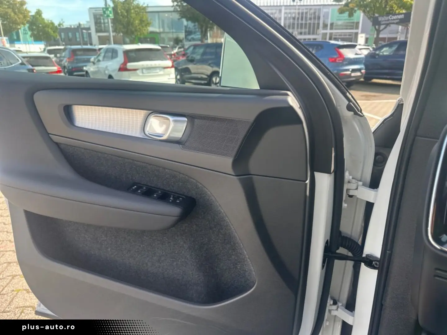 VOLVO XC40 B3 B DKG Core 360  Winter-Paket Business-Pa