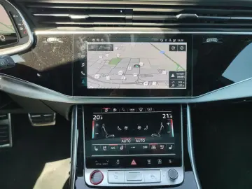AUDI SQ8 4.0 TFSI quattro Navi Matrix HUD B&O AHK PDC